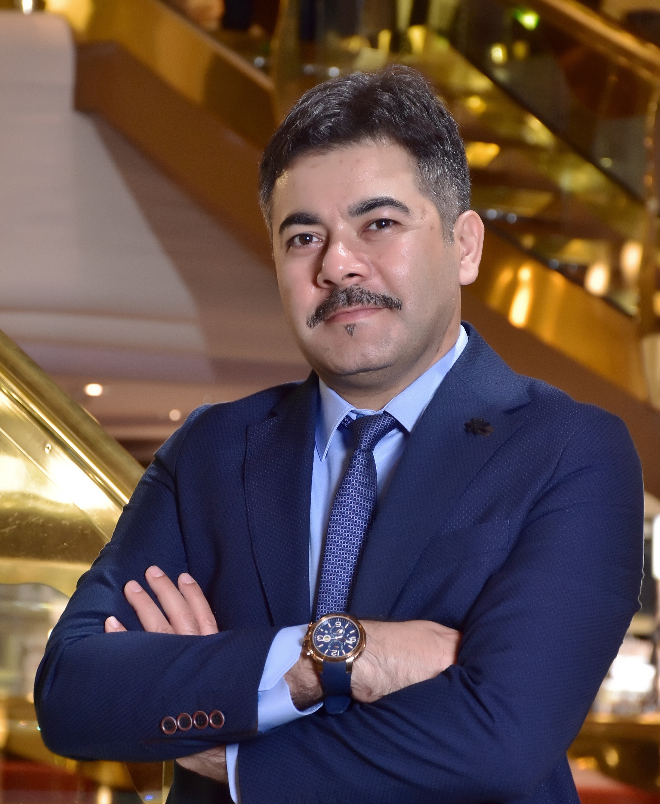 Doç. Dr. Ümit Özçelik